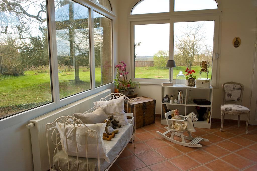Le Manoir De Crisolles Bed & Breakfast Екстериор снимка