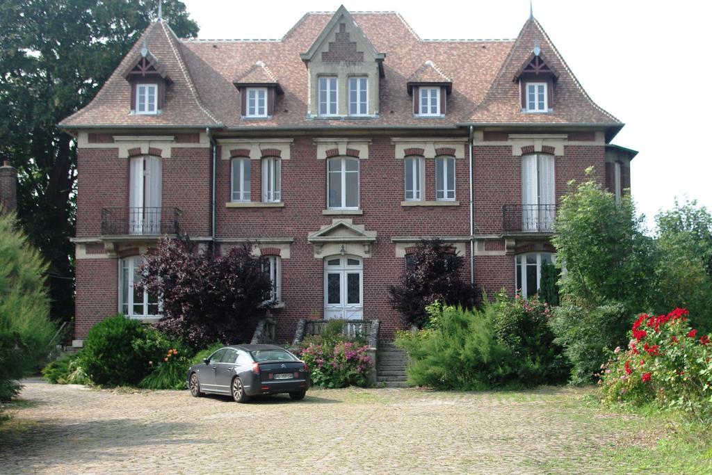 Le Manoir De Crisolles Bed & Breakfast Екстериор снимка