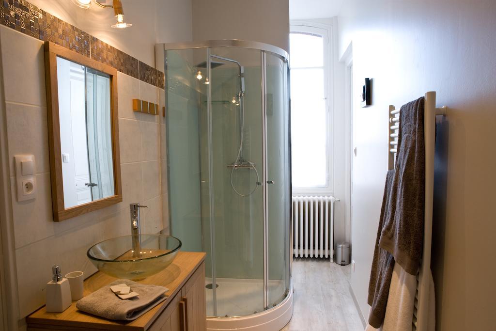 Le Manoir De Crisolles Bed & Breakfast Стая снимка